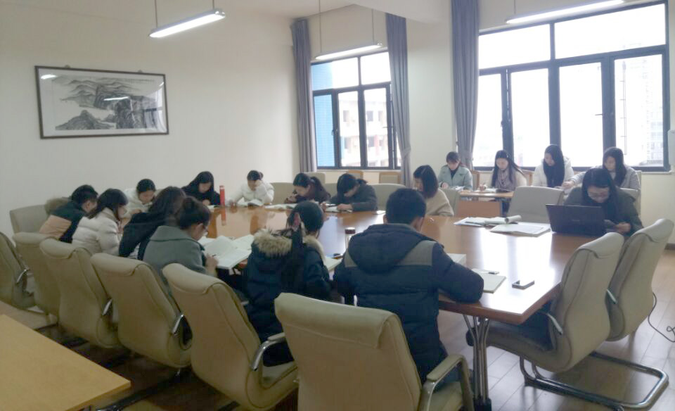 把学生看作天使，教师便生活在天堂里