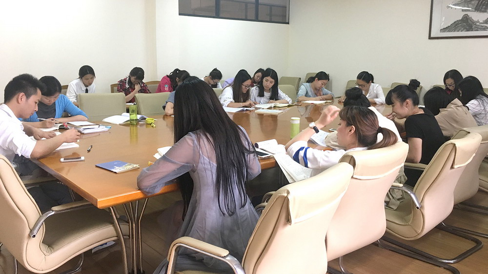 学习中成长，探索中前进---记乐山市翡翠实验学校班主任工作培训会议