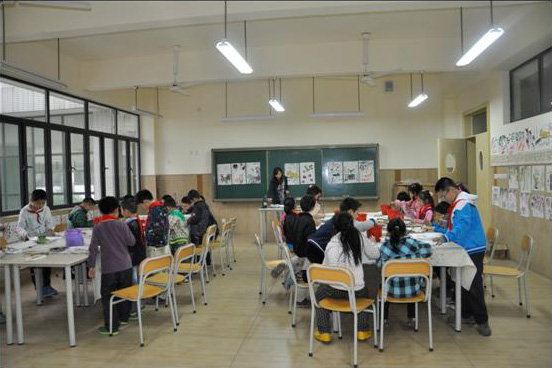 抓好艺体选修课教学培养特长 素质教育之花必将盛开出奇葩