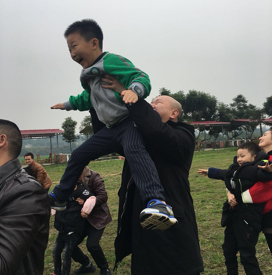 感恩相遇，快乐成长